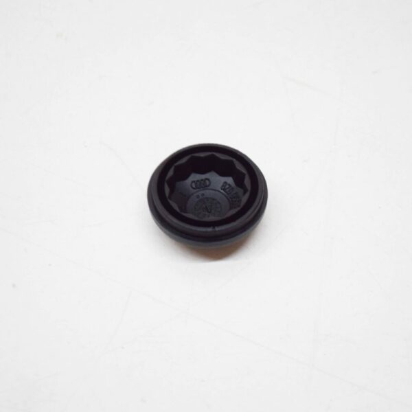 Audi A4 B7 windshield wiper arm cover cap 8Z0955205 NEW ORIGINAL - Image 3