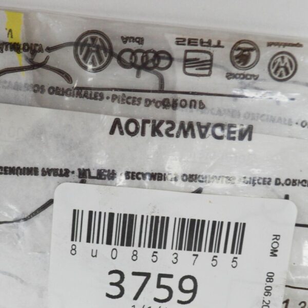 AUDI Q3 8U FRONT BUMPER RADIATOR GRILL EMBLEM CLIP 8U0853755 NEW ORIGINAL