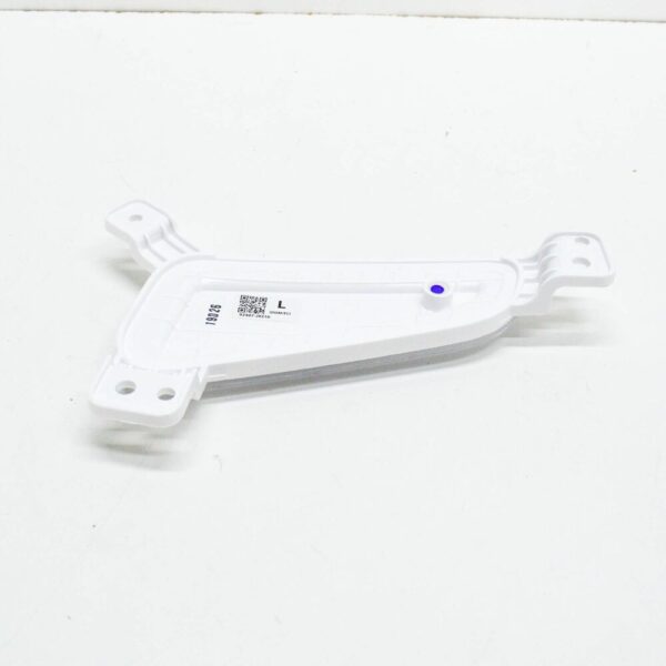 Hyundai Kona Front Bumper Left Side Reflector 92407J9210 2019 11427697 - Image 3