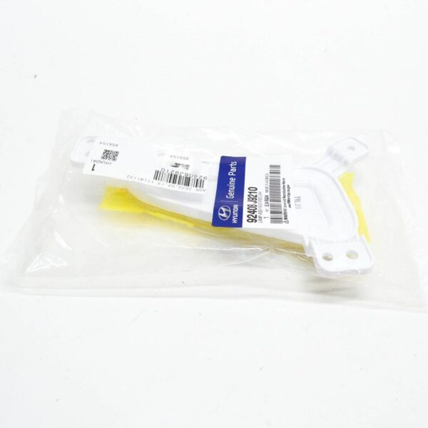Hyundai Kona Front Bumper Side Reflector Right 92408J9210 NEW GENUINE - Image 3