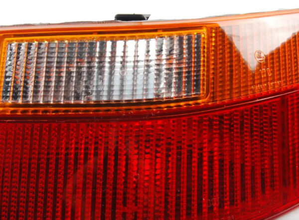 Porsche 928 taillight rear right USA 92863148401 NEW ORIGINAL - Image 2