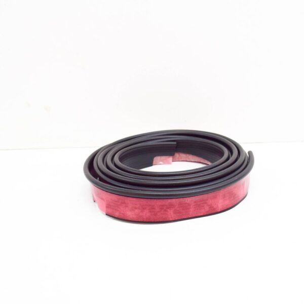Gasket for rear spoiler by Porsche 911 964 93051221500, original part - Image 2