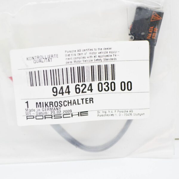Porsche 968 Tailgate Micro Switch 94462403000 NEW - Image 6