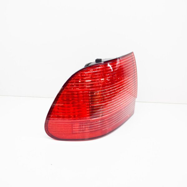 NEW PORSCHE CAYENNE 9PA REAR LEFT TAIL LIGHT 95563148502 GENUINE - Image 2