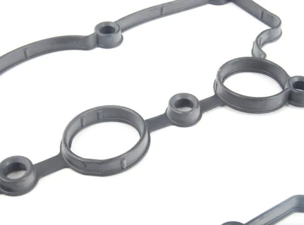 Porsche Cayenne 92A Left Gasket of Motor Valve Lid 06E103483Q NEW - Image 2