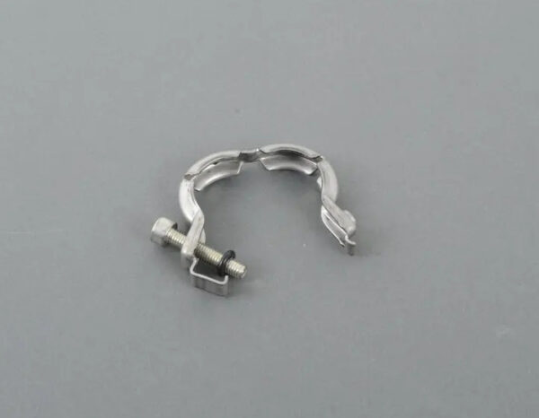 Porsche Cayenne 92A Injector Mount Clip 95811162500 NEW ORIGINAL - Image 2