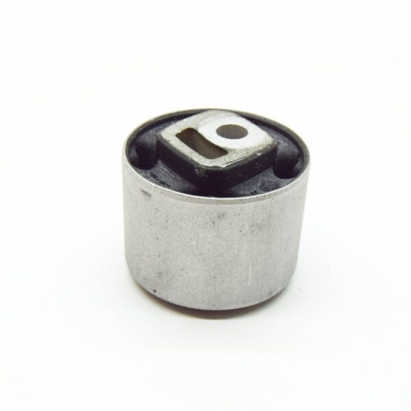 PORSCHE CAYENNE 92A Front Rearward Differential Mount 958343933790 NEW GENUINE