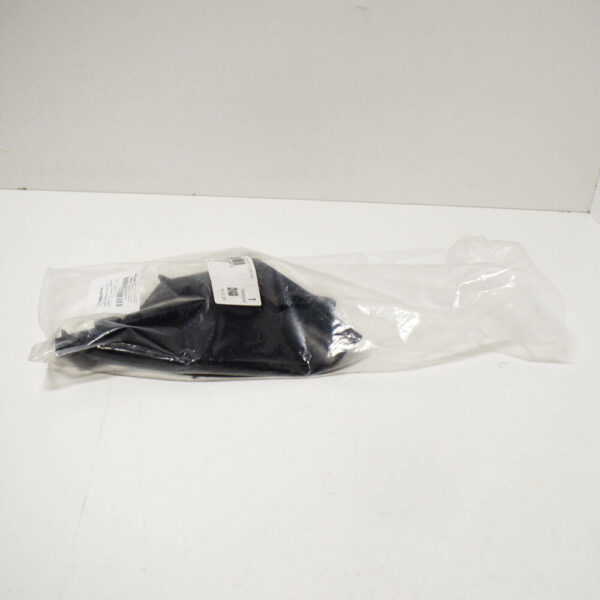 NEW PORSCHE CAYENNE 9PA FRONT BUMPER RIGHT BRAKE AIR DUCT 95850524610 - Image 2