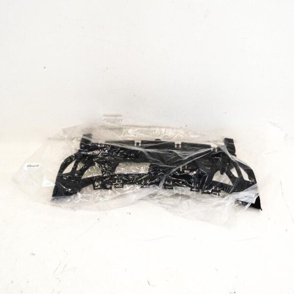 Porsche Cayenne 92a Front Bumper Center Inlet Grille 95850568301 NEW - Image 5