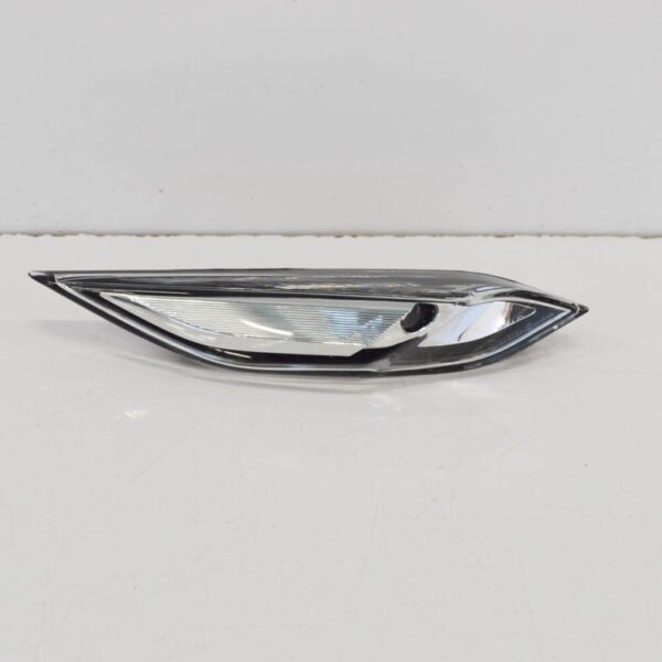 PORSCHE CAYENNE 92A Left Fender Turn Signal 95863110110 NEW GENUINE + - Image 2