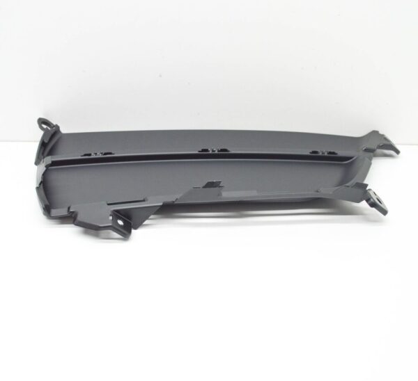 Porsche Macan 95b.2 air guide panel front right closed 95B121334DOK1 - Image 3