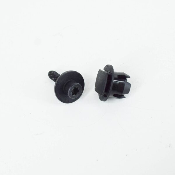 Porsche Macan 95b radiator mount spray protection clip 95B805163A NEW original - Image 6