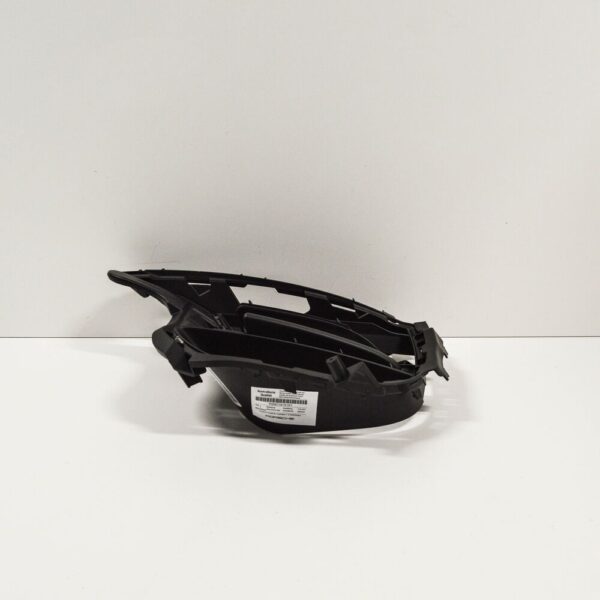 Porsche Macan 95B Front Bumper Left Outer Grill Holder 95B807681BOK1 NEW - Image 6