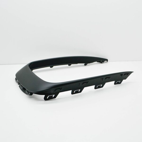 2019 Porsche Macan 95B Front Right Bumper Molding 95B807820GOK1 NEW GENUINE - Image 3