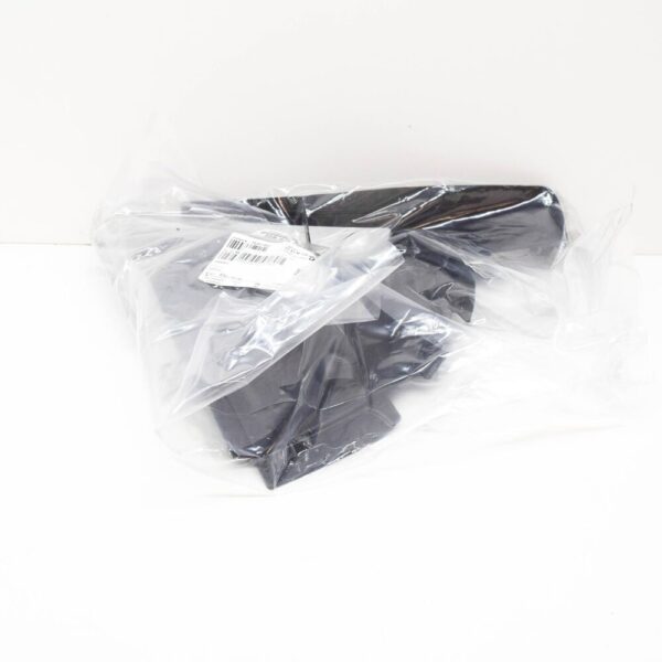 Porsche Macan 95B Turbo Front Right Fender Splash Shield 95B825102F1E0 NEW - Image 3