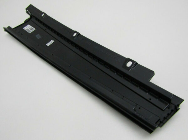 Porsche Macan 95b door strip rear left 95B853351D NEW ORIGINAL - Image 3