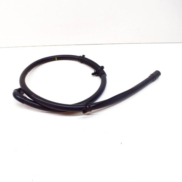 Porsche Macan 95B Headlight Breather Pipe Front Right 95B941560C GENUINE