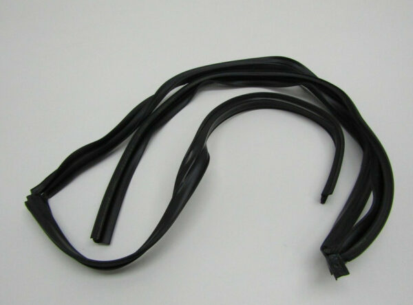 Porsche Panamera 970 door window rubber gasket rear left 97053657501 part - Image 3