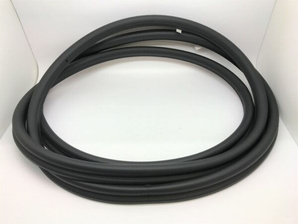 NEW PORSCHE PANAMERA 09-16 FRONT LEFT DOOR SEAL 97053727501 GENUINE - Image 2