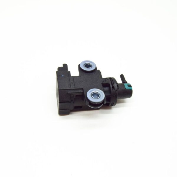 PEUGEOT 5008 Turbo Solenoid Valve 9832135380 New Genuine - Image 3