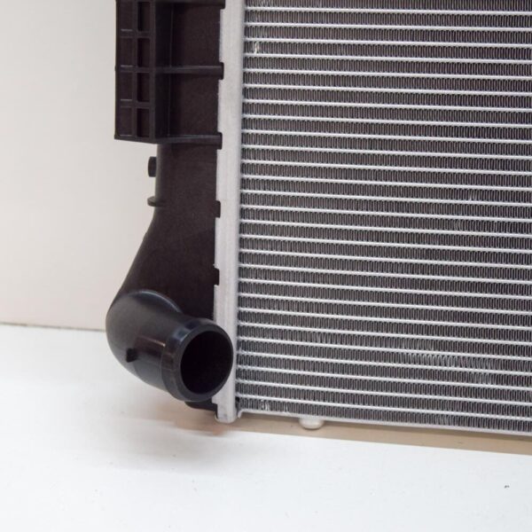 Porsche 911 991 Right Radiator 99110614201 NEW GENUINE - Image 3