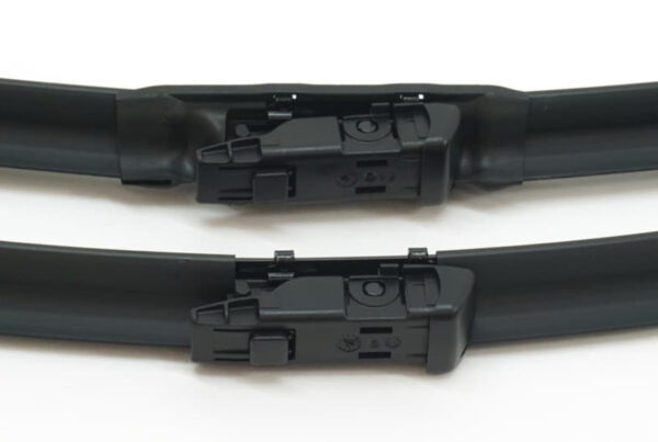 Porsche Boxster 981 wiper blade set front left steering 99162890100 NEW ORIGINAL - Image 2