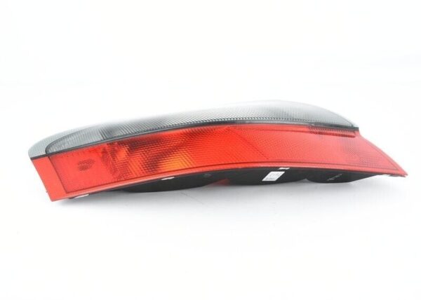 Porsche taillight housing 99663149701 99663149700 - Image 3
