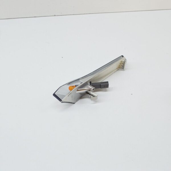 Porsche 911 997 front left turn signals 99763103390 NEW ORIGINAL