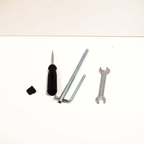 Porsche 911 991 Multi-Purpose Tool Set 99772111501 NEW GENUINE - Image 3
