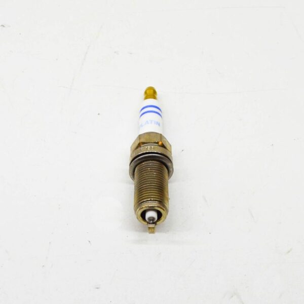 Porsche Panamera 970 Spark Plug 99917022890 NEW GENUINE - Image 2