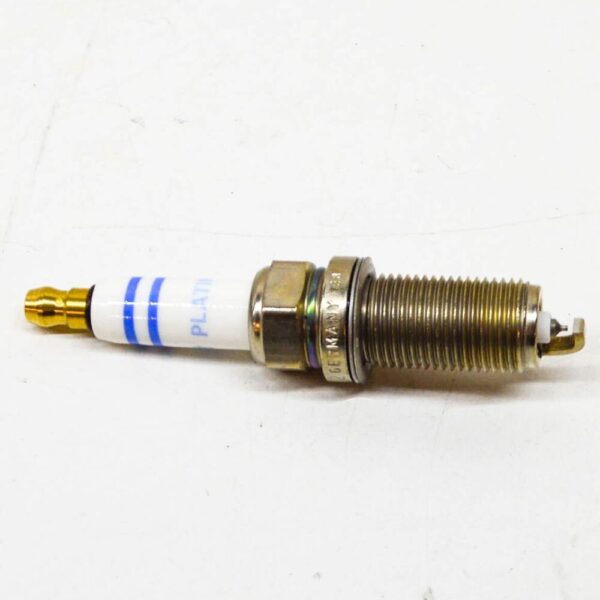 Porsche Panamera 970 Spark Plug 99917022890 NEW GENUINE - Image 3