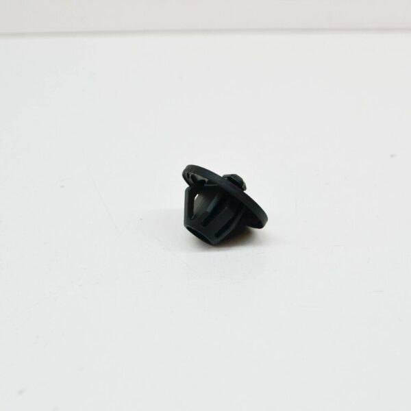 Porsche 911 992 Carrera Underfloor Panel Fuse Clip 9P1853385 NEW - Image 5