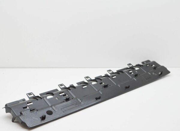 Porsche Cayenne 9ya Cooler Bottom Center Air Routing 9Y0121293C NEW ORIGINAL