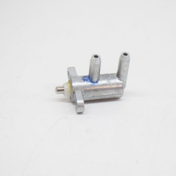 Mercedes-Benz Saloon W123 Vacuum Valve A0004600284 3.0 Diesel NEW ORIGINAL - Image 4