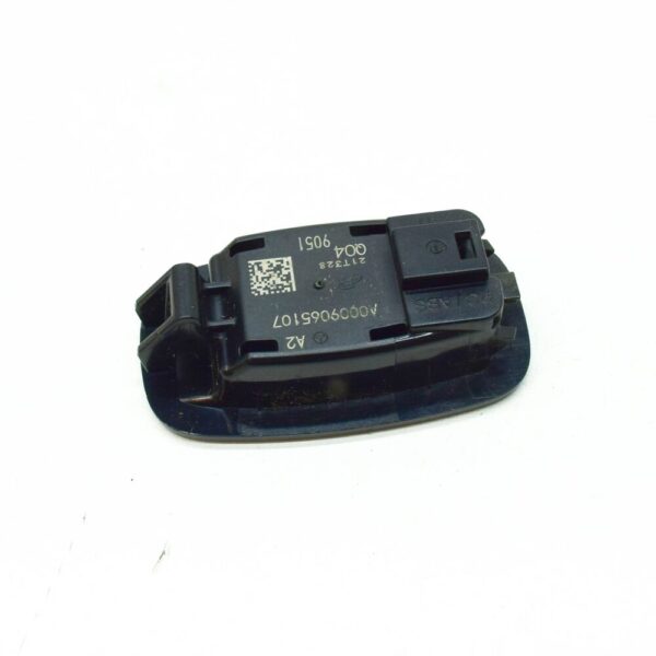NEW MB C W205 INTERIOR INSTRUMENT PANEL LIGHTING A00090651079051 - Image 4