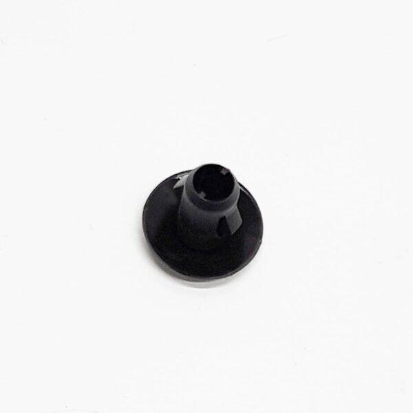 Mercedes-Benz C W204 Floor Cover Clip A0009914395