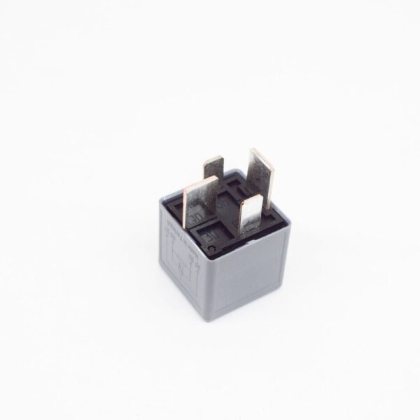 Mercedes Benz Vito 638 Plug Relay A0025422619 NEW ORIGINAL