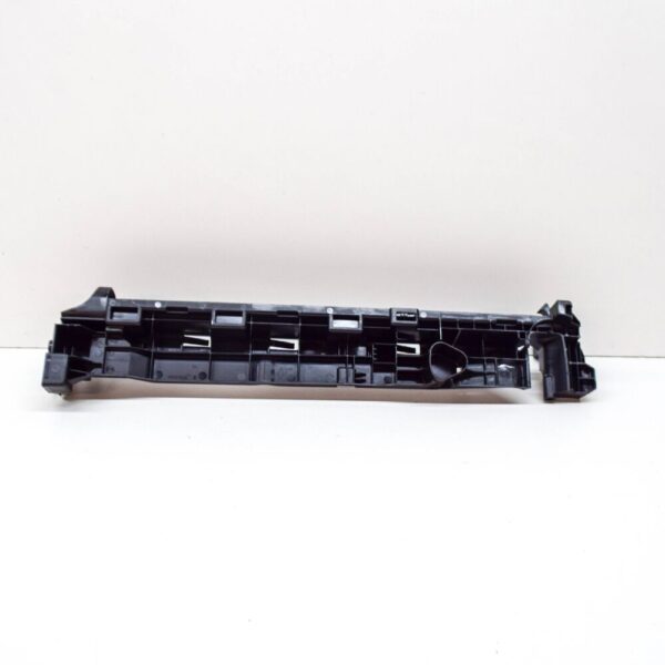 Mercedes-Benz GLC X253 Right A/C Radiator Holder A0995040700 - Image 4