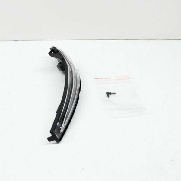 NEW MB E-CLASS W213 LEFT WING MIRROR TURN INDICATOR A0999064701 2017OEM - Image 4