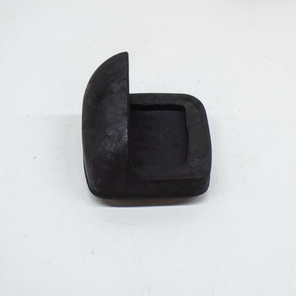 NEW MERCEDES BENZ W463 PAD BRAKE PEDAL RUBBER 2 PCS A1072910182 OEM