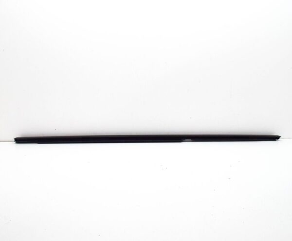 NEW MB CLA C118 REAR LEFT DOOR WINDOW OUTER SEALING RAIL A1187301900 ORIGINAL - Image 4