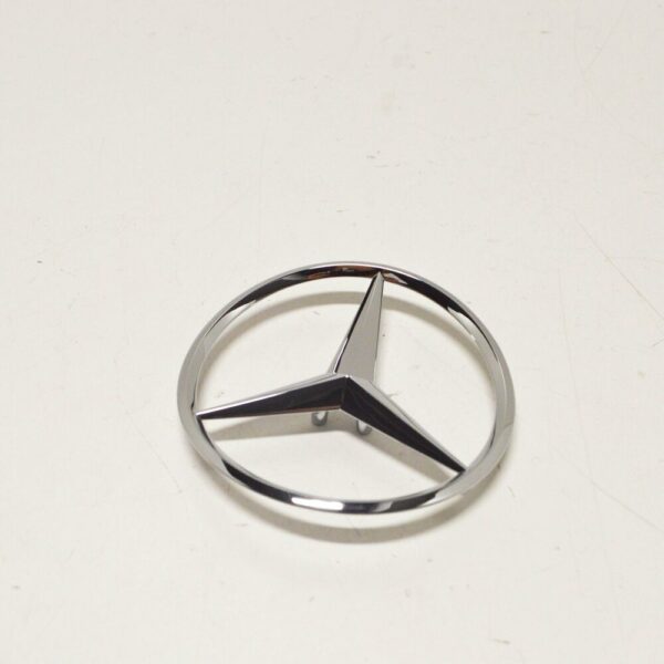 NEW MERCEDES-BENZ GLA X156 REAR TRUNK STAR LOGO EMBLEM A1568170016 - Image 4