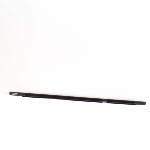 NEW MB GL X164 REAR LEFT OUTSIDE WINDOW GARNISH MOLDING A1646902380 - Image 4
