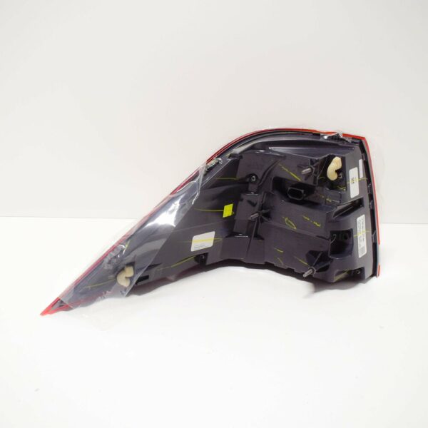 NEW MERCEDES BENZ GLE W166 REAR RIGHT TAIL LIGHT LAMP A1669065801 ORIGINAL - Image 4