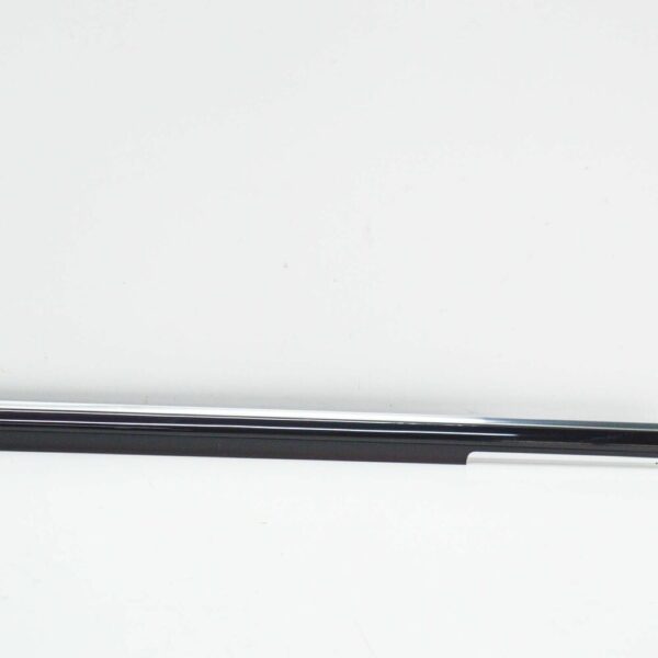 NEW MB B-CLASS W245 REAR WINDOW SEALING RAIL OUTSIDE RIGHT A1697351665 - Image 4
