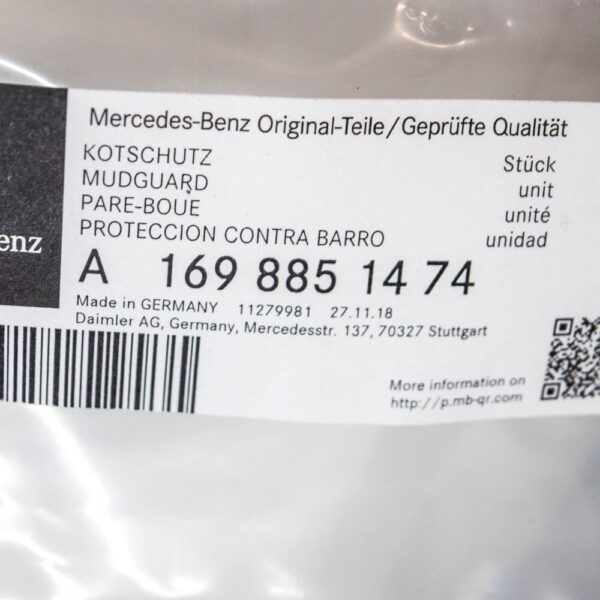 Mercedes-Benz B W245 front bumper right molding A1698851474 NEW