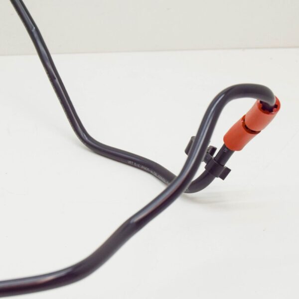 Mercedes-Benz E W213 engine vacuum line A1761400100