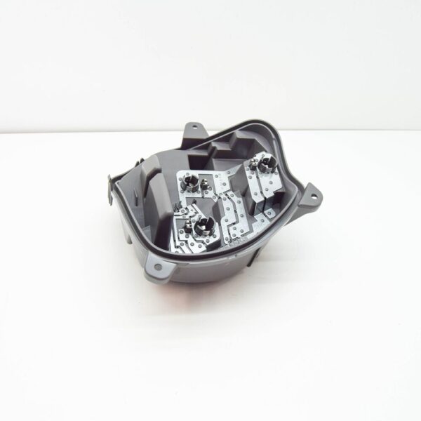MERCEDES-BENZ A W176 Rear Right Tail Lamp Bulb Mount A1768200477 NEW ORIGINAL - Image 5