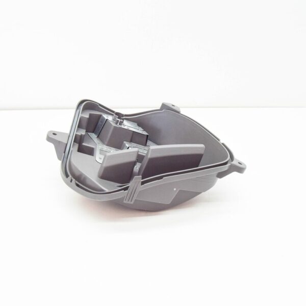 MERCEDES-BENZ A W176 Rear Right Tail Lamp Bulb Mount A1768200477 NEW ORIGINAL