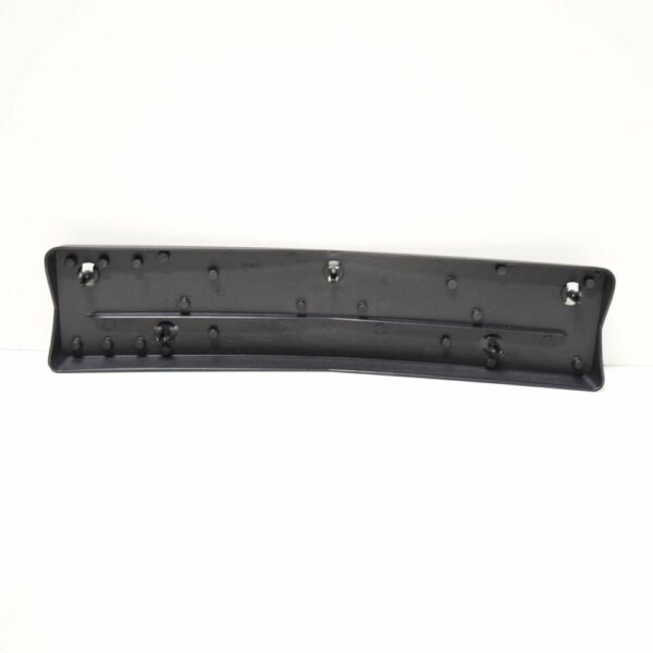NEW MERCEDES-BENZ W176 A-CLASS FRONT NUMBER PLATE PLINTH A1768801044 - Image 4